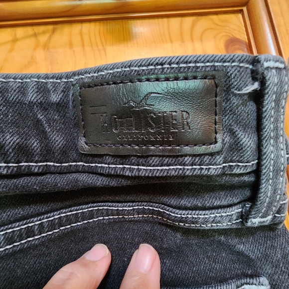 Hollister Vintage High Rise Baggy Black Cargo Jeans, Size 11R - Picture 11 of 11